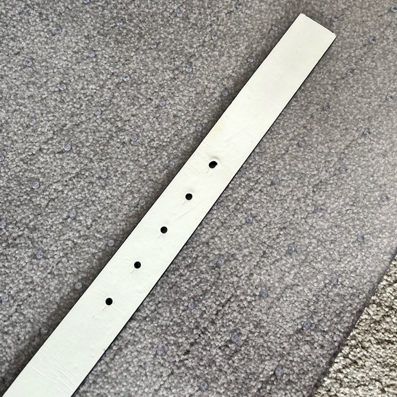 Men’s Express Reversible Belt Black/White - Picture 6 of 6